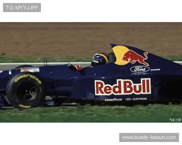 F1新赛季车队博弈升级冠军之争再掀高潮聚焦围场风云变幻引爆关注