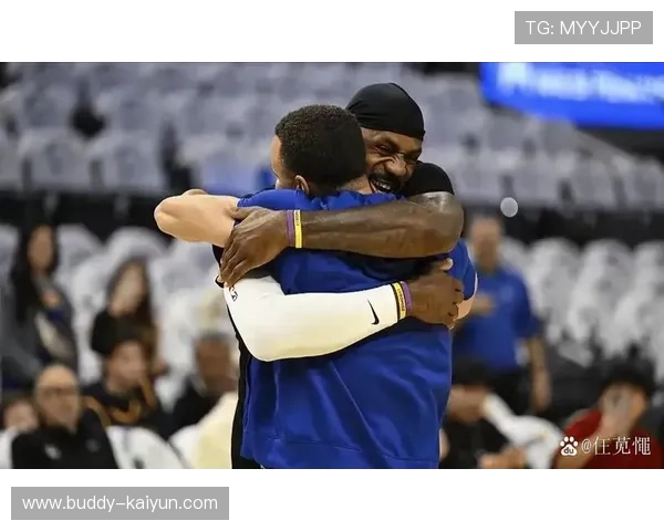 湖人勇士焦点对决詹姆斯库里巅峰再现引爆全场季后赛席位争夺战升温