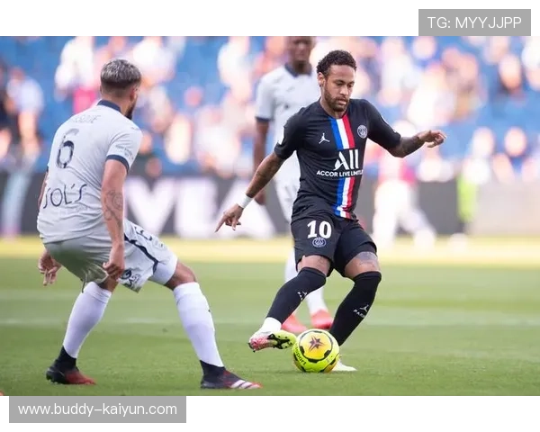 巴黎圣日耳曼俱乐部最新动态与球队发展全景解析 巴黎圣日耳曼俱乐部最新动态与球队发展全景解析