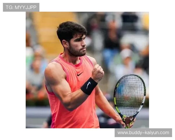 澳网赛场风云再起世界顶尖选手激烈争夺冠军荣誉